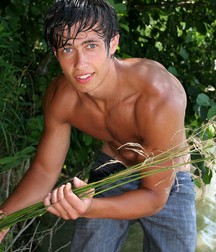 EB - Alfonso Ruiz 5e658bd5484f6.jpg