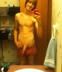 Boys with Phones 49 5e6abca00c0be.jpg