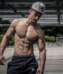 The Beauty of Men 24 5e6ec20adee52.jpg