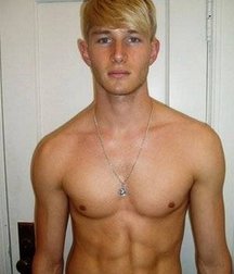 The Boy Next Door 4 5e76af7cb3f4a.jpg