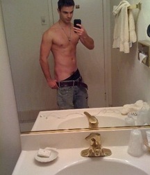 The Boy Next Door 4 5e76af7f7bae5.jpg