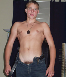 The Boy Next Door 4 5e76af9212ef2.jpg