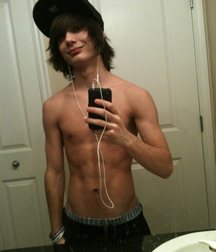 Boys with Phones 52 5e794c966dddb.jpg