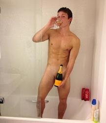 Boys with Phones 52 5e794c9d2b923.jpg