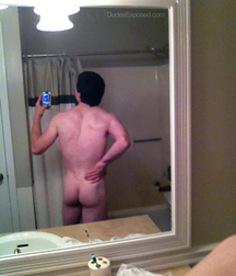 Boys with Phones 52 5e794cc01f18e.jpg