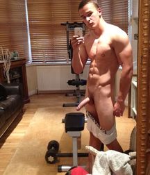 Boys with Phones 52 5e794ccd2d93e.jpg