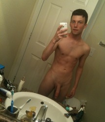 Boys with Phones 53 5e7d4119945a1.jpg