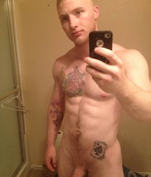 Boys with Phones 54 5e827ccfcd607.jpg