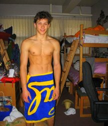 The Boy Next Door 7 5e83d72ef1b89.jpg