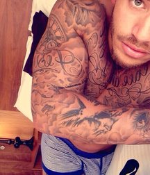 Rude and Tattooed 32 5e85176115b1b.jpg