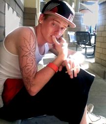 Rude and Tattooed 32 5e8517dfbafc7.jpg
