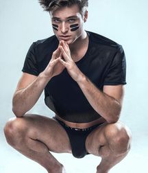 The Beauty of Men 29 5e851ac827a17.jpg