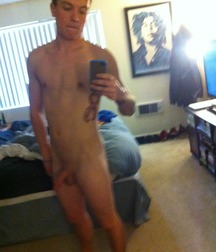 Boys with Phones 55 5e890b93a9eaf.jpg
