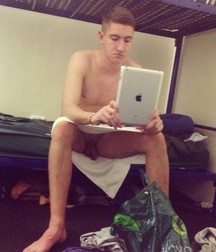Boys with Phones 55 5e890ba200f87.jpg