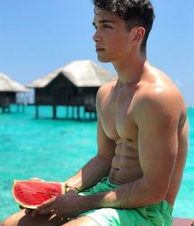 The Beauty of Men 31 5e8fb8d8a780e.jpg