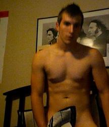 The Boy Next Door 9 5e910171e6f56.jpg