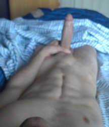 Boys with Phones 57 5e94e411326ba.jpg