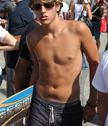He was a Skater Boy 3 5e964c27f0db2.jpg