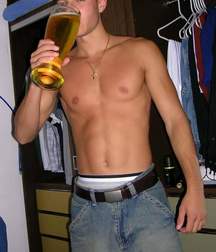 The Boy Next Door 11 5e9e26c8c7f9f.jpg