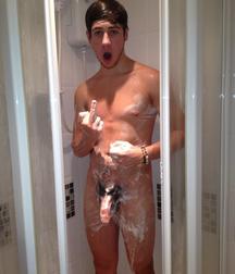 Boyswith Phones 59 5e9f8ff37e482.jpg