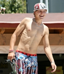 He was a Skater Boy 4 5ea0c2a389a37.jpg