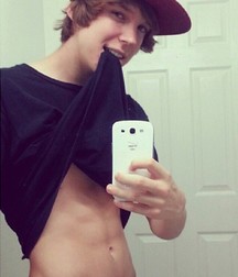 Twinks and Twunks 2 5ea21e2243493.jpg
