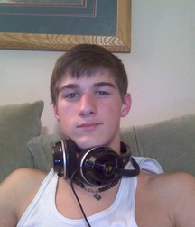 The Boy Next Door 14 5eaca893257f4.jpg