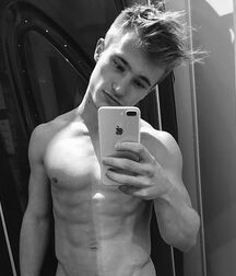 Twinks and Twunks 6 5eb1f90f2064d.jpg