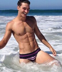 The Beauty of Men 37 5eb4949dbc92e.jpg