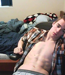 The Boy Next Door 16 5eb734a94e627.jpg