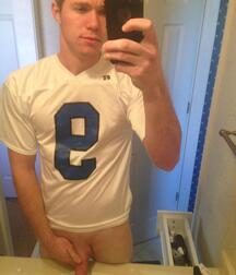 Boys with Phones 64 5eb9d94133b59.jpg