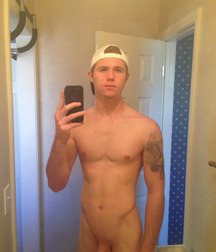 Boys with Phones 64 5eb9d94f6e629.jpg