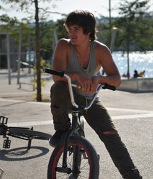 He Was a Skater Boy 5 5ebb301c98998.jpg
