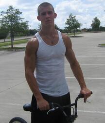 He Was a Skater Boy 5 5ebb30383cc3b.jpg