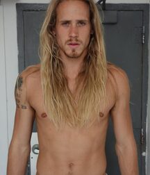 Luscious Locks 29 5ec1cf1f87315.jpg