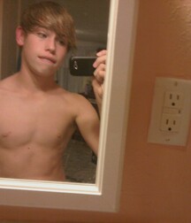 Twinks and Twunks 9 5ec1cfde0f247.jpg