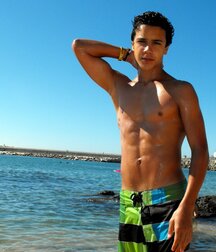 Twinks and Twunks 9 5ec1cff7126ee.jpg