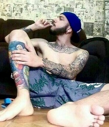 Rude and Tattooed 40 5ec3186a11251.jpg
