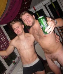 Bromance 7 5ec45f30857ff.jpg
