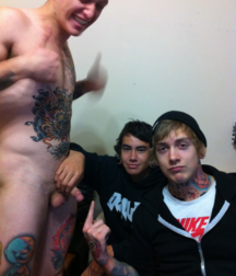 Bromance 7 5ec45f626ccf5.png