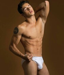 The Beauty of Men 40 5ec46074edc66.jpg