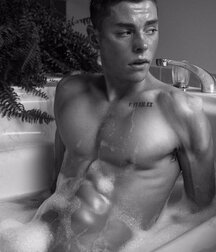 The Beauty of Men 40 5ec460a33e51a.jpg