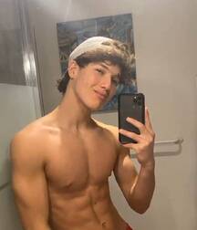 Luscious Locks 30 5ed0279eb3bf4.jpg