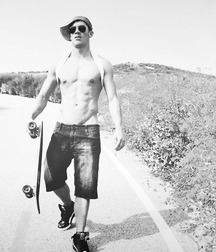 He Was a Skater Boy 6 5ed2de5e0d170.jpg