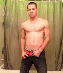 Boys with Phones 68 5ed44f71cbdd8.jpg