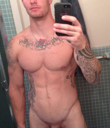 Boys with Phones 68 5ed44fcdcd6e2.jpg