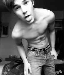 Twinks and Twunks 13 5ed848a5bc1df.jpg