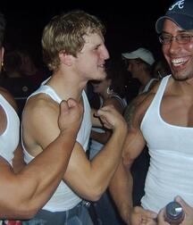 Bromance 9 5ed96cc906c67.jpg