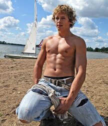 The Beauty of Men 45 5edc36a575760.jpg