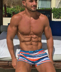 The Beauty of Men 45 5edc36bce7982.jpg